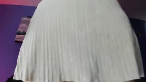 Adelle online show from February 2025 02:26:02 PM