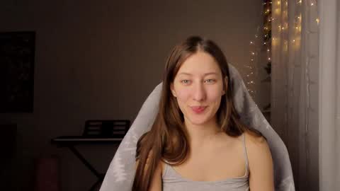 Snapshot of adellqueen chatting on February 2025 10:31:01 PM Adell online show from February 2025 10:31:01 PM