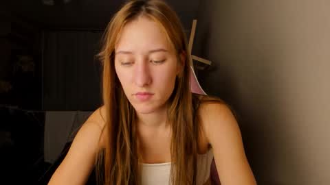 Snapshot of adellqueen chatting on March 2026 10:28:02 PM Adell online show from March 2026 10:28:02 PM