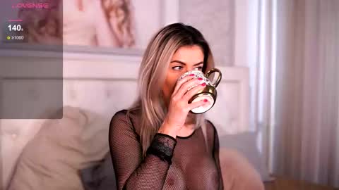 Snapshot of adelyn_chase chatting on November 2025 10:39:02 AM Adelyn online show from November 2025 10:39:02 AM