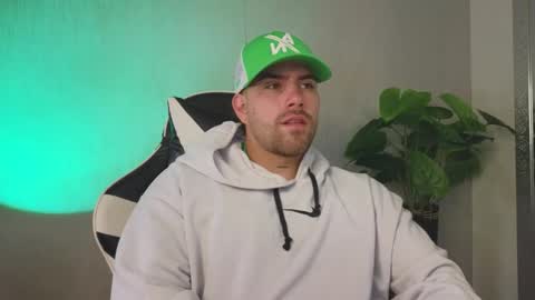 Ades online show from November 2025 11:54:02 AM