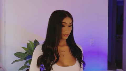 Snapshot of adharacute19 chatting on September 2025 05:40:02 PM Isabellafirst online show from September 2025 05:40:02 PM