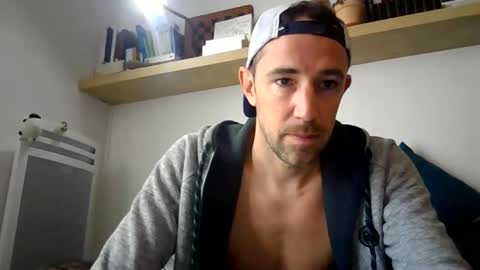 adibou13 online show from February 2026 09:08:02 AM