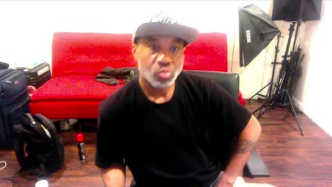 adick_ting online show from December 2024 01:46:01 PM