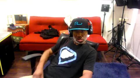 adick_ting online show from October 2025 03:57:02 PM