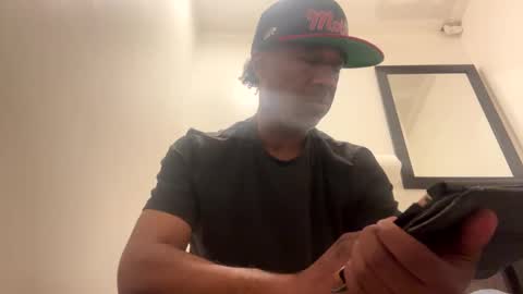 adick_ting online show from May 2026 11:06:01 AM