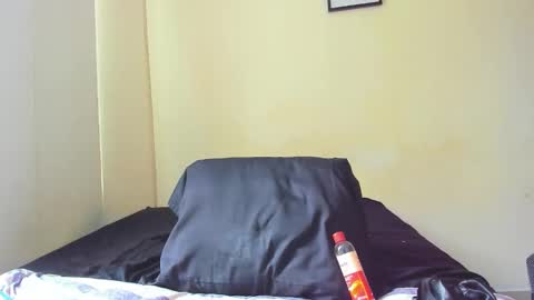 Adonis Knight  online show from October 2025 06:10:02 PM