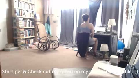 Snapshot of adorable22 chatting on December 2024 06:10:02 PM adorable22 online show from December 2024 06:10:02 PM