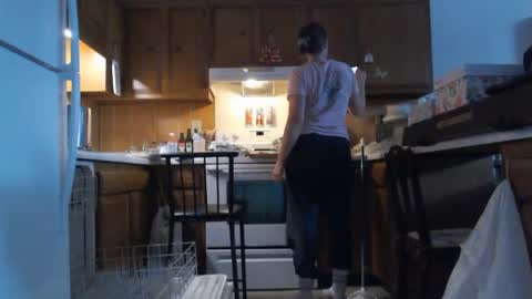 Snapshot of adorable22 chatting on February 2025 08:41:02 PM adorable22 online show from February 2025 08:41:02 PM