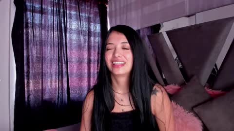 Snapshot of adorabolt chatting on January 2025 09:20:01 PM Stormi online show from January 2025 09:20:01 PM