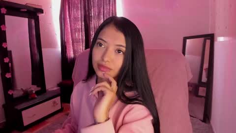 Snapshot of adorabolt chatting on January 2025 07:37:01 PM Stormi online show from January 2025 07:37:01 PM