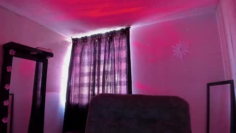 Snapshot of adorabolt chatting on January 2025 09:00:01 PM Stormi online show from January 2025 09:00:01 PM