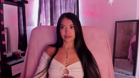 Snapshot of adorabolt chatting on February 2025 04:25:01 PM Stormi online show from February 2025 04:25:01 PM