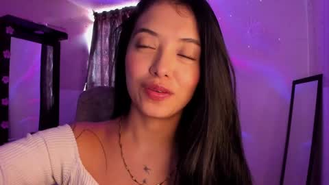 Snapshot of adorabolt chatting on February 2025 07:43:02 PM Stormi online show from February 2025 07:43:02 PM