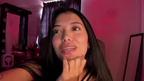 Snapshot of adorabolt chatting on February 2025 08:41:01 PM Stormi online show from February 2025 08:41:01 PM