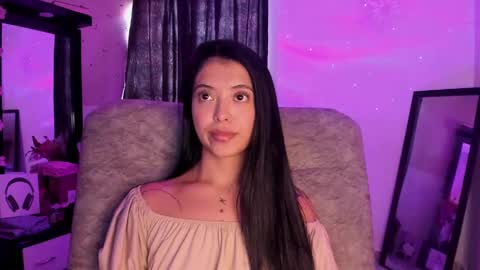 Snapshot of adorabolt chatting on February 2025 09:48:01 PM Stormi online show from February 2025 09:48:01 PM