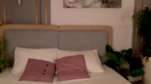 adoracortes online show from July 2026 05:10:02 AM