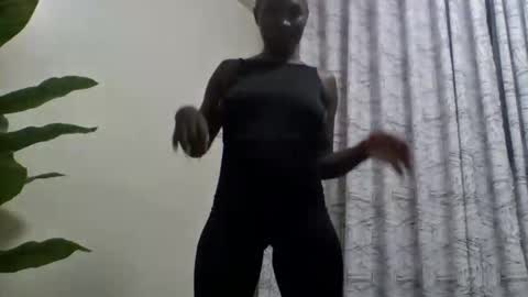 adorarissah online show from May 2026 09:33:01 PM