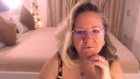 Cryna online show from January 2025 05:00:02 AM