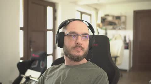 Snapshot of adrenal36 chatting on April 2026 09:07:02 AM W36 online show from April 2026 09:07:02 AM