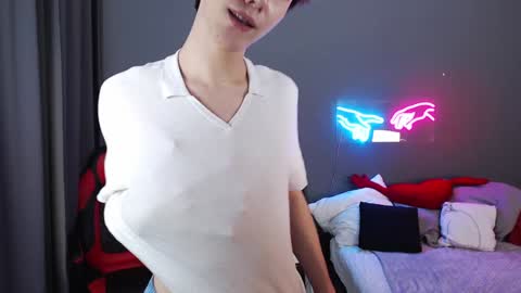 Adrian online show from December 2024 09:00:01 AM