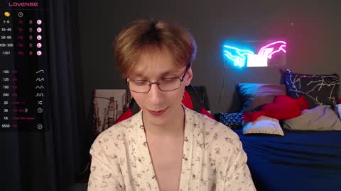 Adrian online show from January 2025 04:17:01 PM