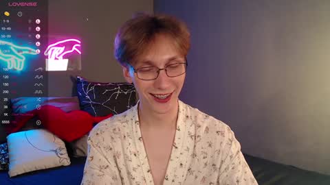 Adrian online show from January 2025 07:18:02 PM