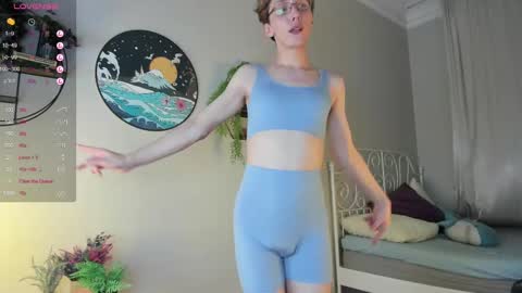 Adrian online show from February 2025 10:11:02 PM