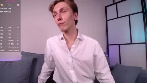 Adrian online show from March 2025 04:00:02 PM