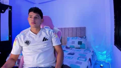 ADRIAN online show from March 2026 07:07:01 PM