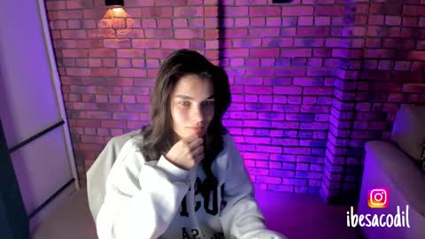 Snapshot of adriana_allen chatting on January 2025 10:01:01 PM Adri online show from January 2025 10:01:01 PM