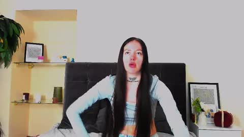 Adriana online show from April 2026 05:40:01 AM