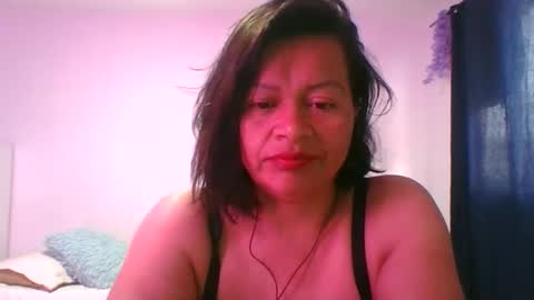 adrianagogo18 online show from September 2025 01:57:02 PM