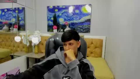Snapshot of adrianfranko chatting on July 2026 04:39:33 PM Adrian Franco online show from July 2026 04:39:33 PM