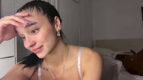 Adrianna  online show from February 2025 03:50:01 AM