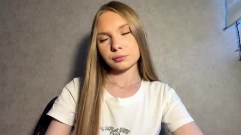 Snapshot of adriannemuldowney chatting on July 2026 04:15:02 PM Caroline online show from July 2026 04:15:02 PM