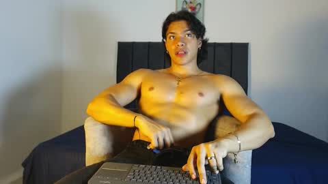 adriel_escalante online show from February 2026 03:15:01 AM