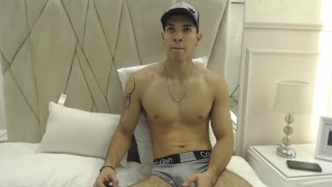 Adrien Monteiro online show from July 2026 12:31:02 PM