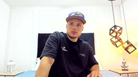 Adrein Roche online show from February 2025 11:16:02 PM