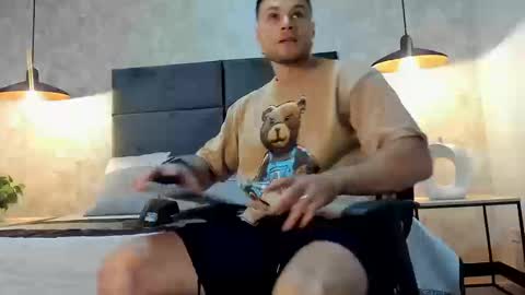 Adrein Roche online show from September 2025 10:43:02 PM