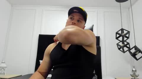 Adrein Roche online show from September 2025 10:44:02 PM