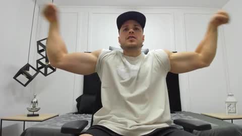 Adrein Roche online show from September 2025 10:57:01 PM