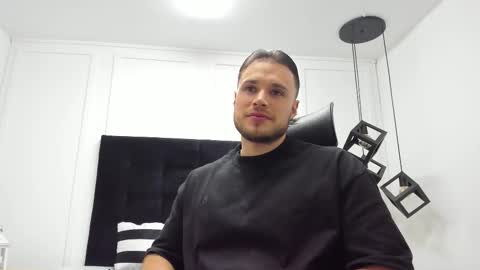 Adrein Roche online show from October 2025 10:18:02 PM