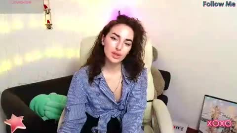 Adriana online show from January 2025 04:01:01 PM