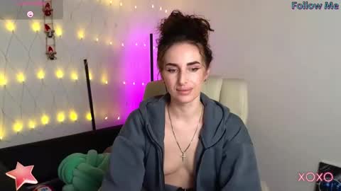 Adriana online show from February 2025 05:40:01 PM