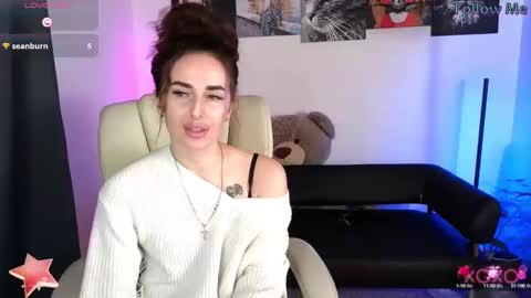 Adriana online show from February 2025 03:43:01 PM