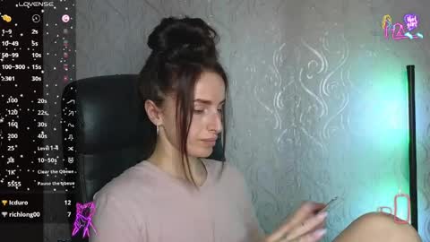 Adriana online show from May 2026 06:50:01 PM