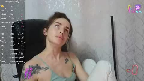 Adriana online show from June 2026 06:07:02 PM