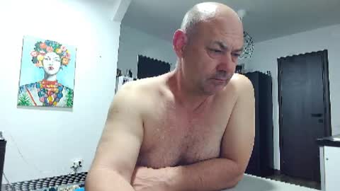 BEST LOVER online show from April 2026 08:07:01 PM