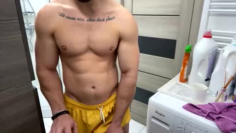 Mrrfitt online show from October 2025 05:17:02 AM